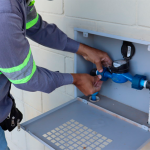 A importância das caixas para hidrômetro na proteção do equipamento